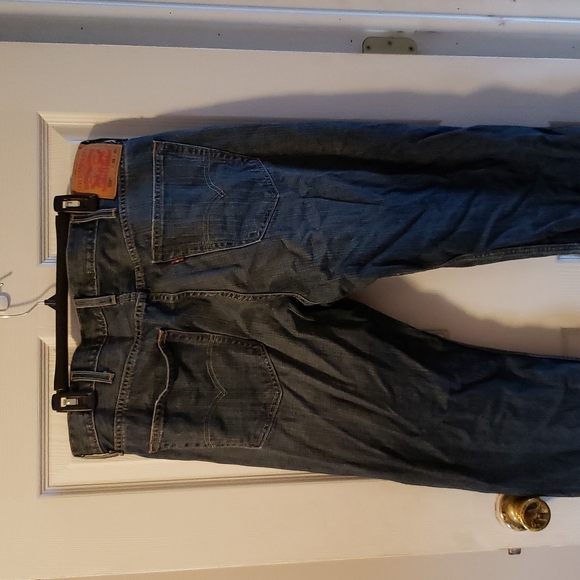 3/$40 Men's 559 Levi's - Picture 2 of 3